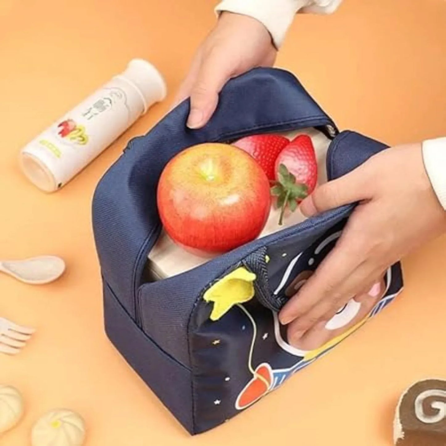 3D Cartoon Lunch Bag For Kids